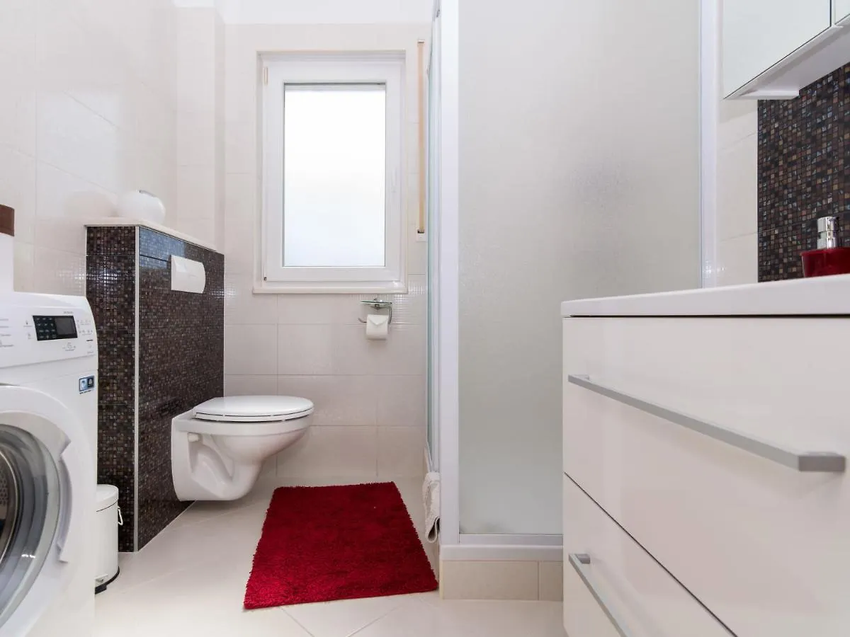 Apartment Villa Nikaroni-2 By Interhome Trogir Croacia