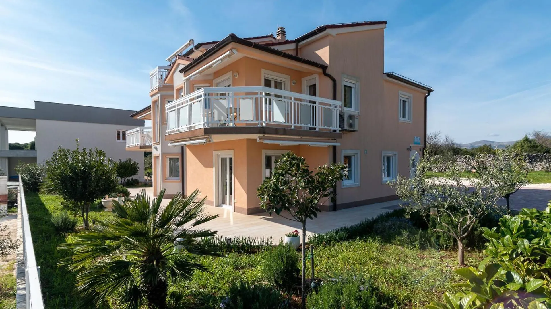 Apartment Villa Nikaroni-2 By Interhome Trogir